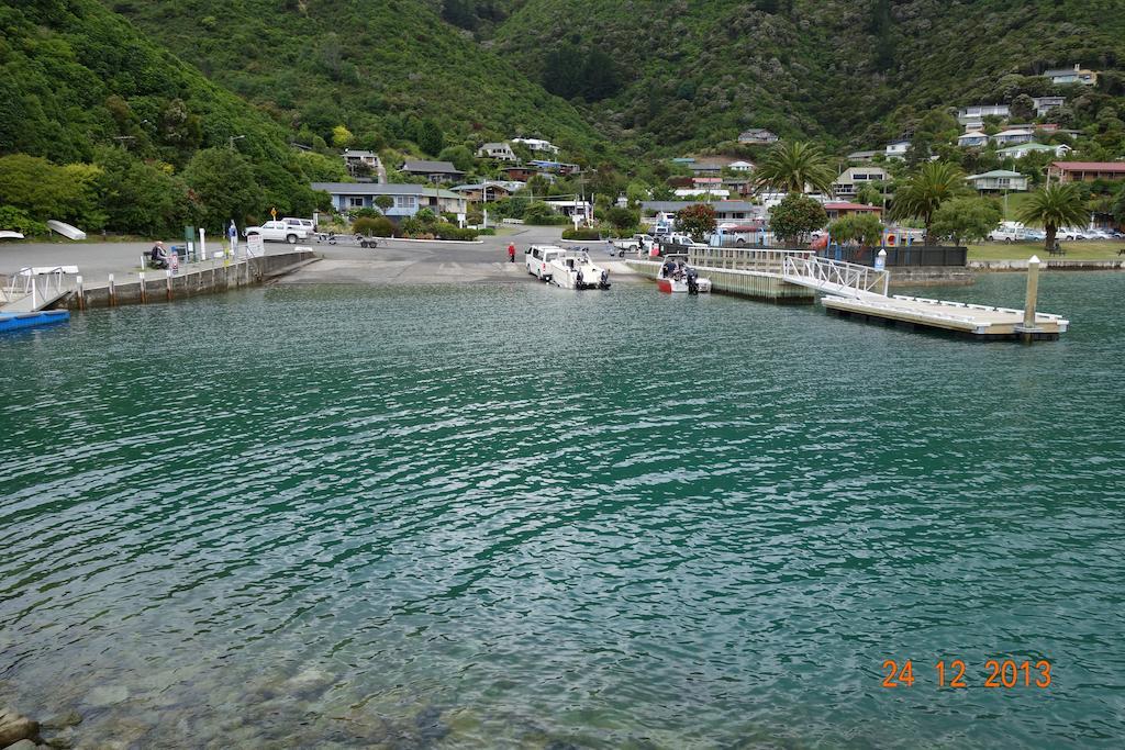 Beachside Sunnyvale Motel Picton Exterior photo