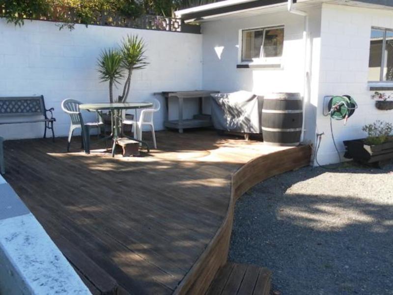 Beachside Sunnyvale Motel Picton Exterior photo