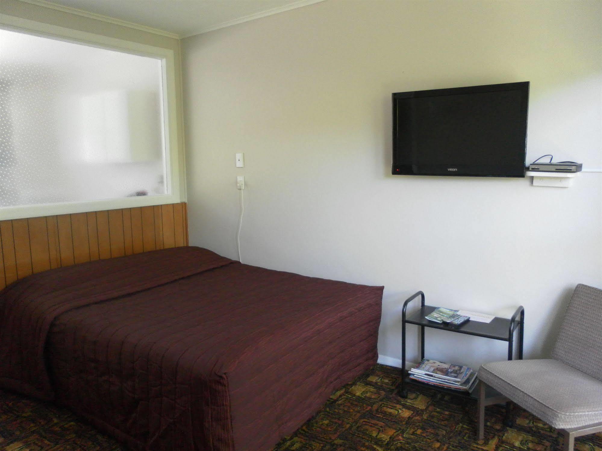 Beachside Sunnyvale Motel Picton Exterior photo