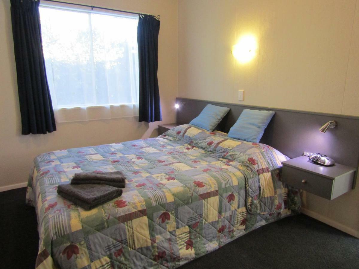 Beachside Sunnyvale Motel Picton Exterior photo