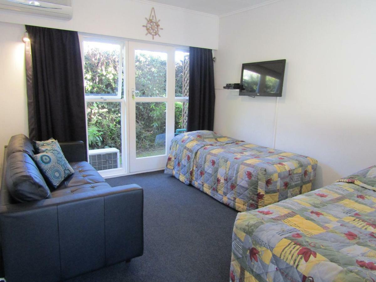 Beachside Sunnyvale Motel Picton Exterior photo